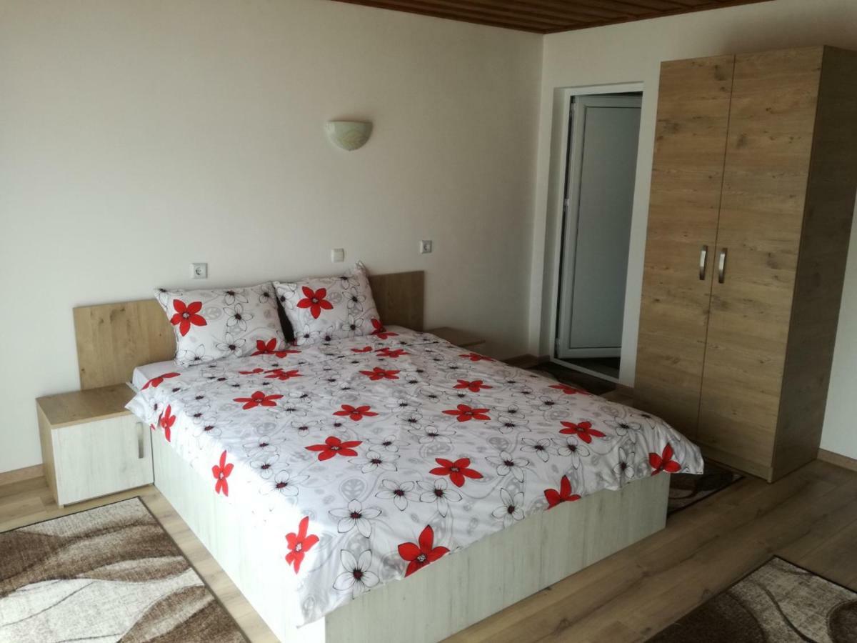 Hotel Къща Генчеви Sarnica Exteriér fotografie